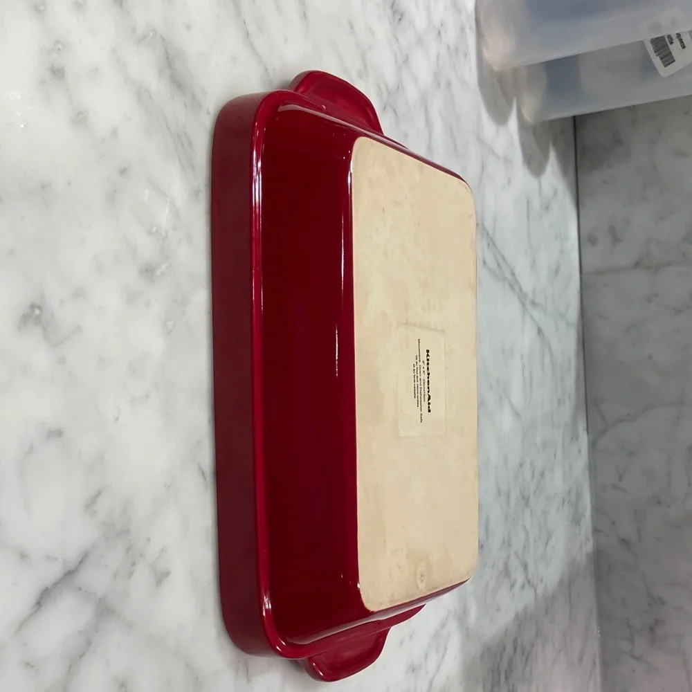 Kitchenaid 9”x 6”Red Ceramic Baking Dish - Picture 8 of 9